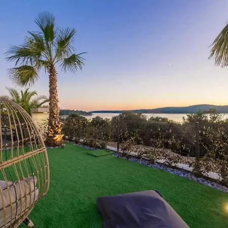 Vacay Vie With Cinema And