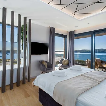 Vacay Vie With Cinema And